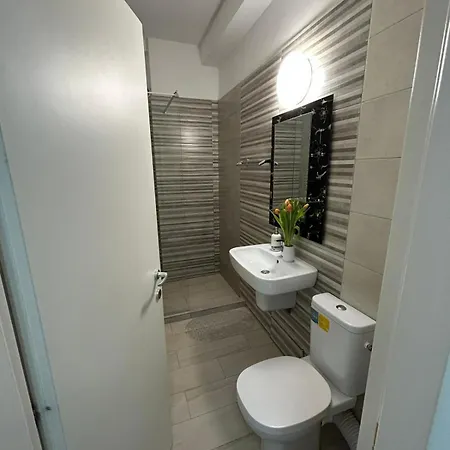 Alystar Apartament Navodari Exterior photo